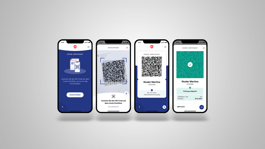 Vier Smartphones zeigen eine Covid-Zertifikat-App an. Die Bildschirme zeigen Anweisungen zum Scannen eines QR-Codes, den laufenden Scanvorgang, Zertifikatsdetails mit einem QR-Code und ein gr&uuml;nes H&auml;kchen f&uuml;r ein g&uuml;ltiges Coronavirus-Zertifikat.