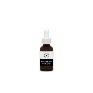 Auf wei&szlig;em Hintergrund steht eine braune Tropfflasche mit der Aufschrift &bdquo;MULTIPEPTID BTX 13 %&ldquo;. Die Flasche, die sich ideal f&uuml;r alle eignet, die in der Apotheke ihre eigene Kosmetiklinie entwickeln m&ouml;chten, verf&uuml;gt &uuml;ber einen wei&szlig;en Verschluss mit Tropfer sowie ein wei&szlig;es Etikett, auf dem &uuml;ber dem Produktnamen ein rundes Logo abgebildet ist.